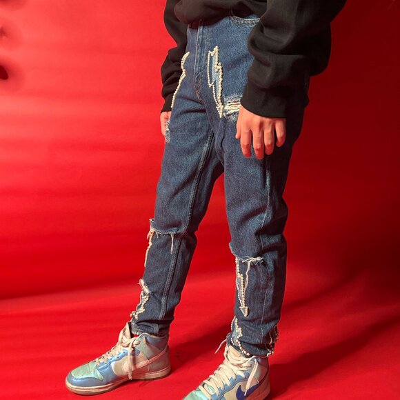 Striking Sandro Pearl-Embellished Jeans – French Designer Denim - Size US 2 - Picture 4 of 12